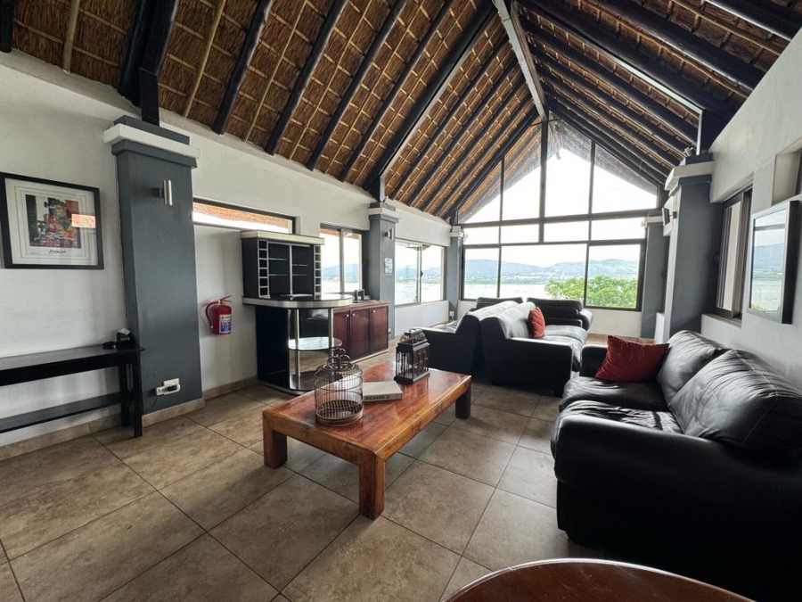10 Bedroom Property for Sale in Kosmos North West